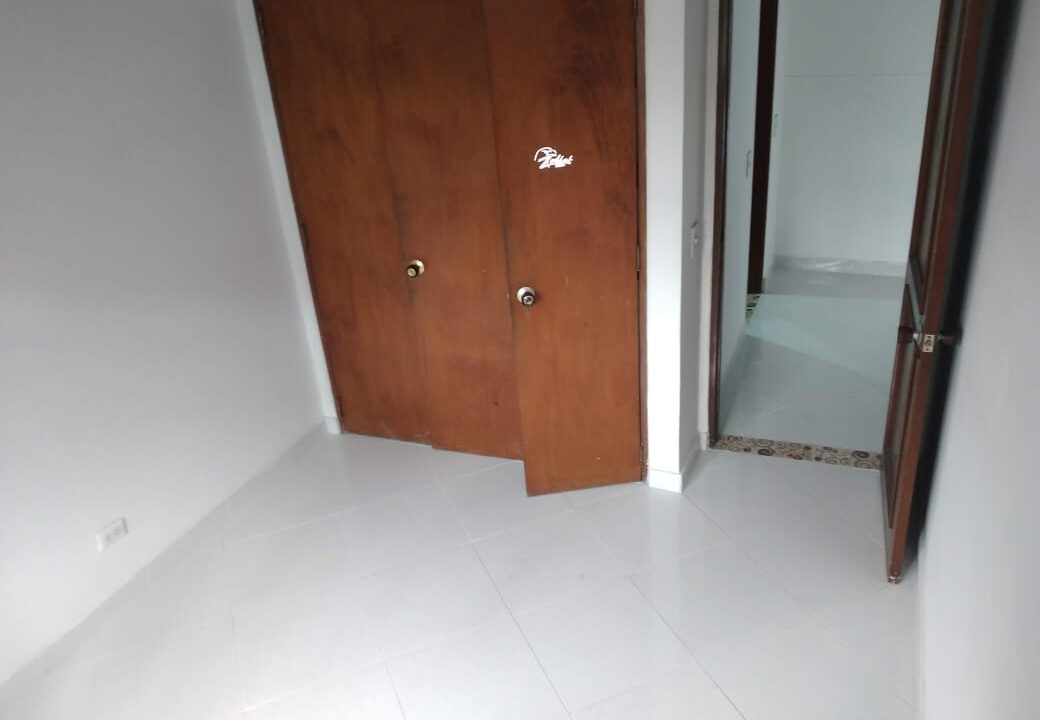 WhatsApp Image 2025-10-18 at 10.06.51 AM (2)