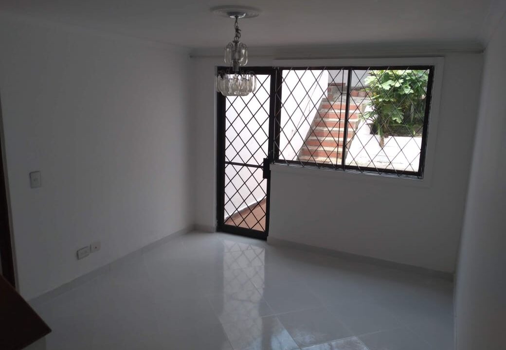 WhatsApp Image 2025-10-18 at 10.06.57 AM (3)