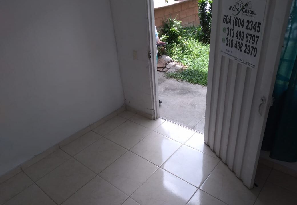 WhatsApp Image 2025-10-31 at 3.56.43 PM